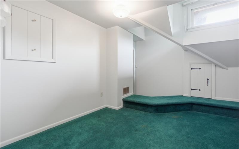 4437 twin oaks, Murrysville, 15668, 5 Bedroom Bedrooms, ,3 BathroomBathrooms,Residential,For Sale,twin oaks,1751158
