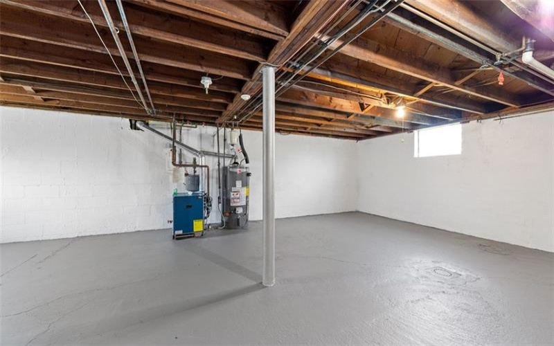 147 W Pennsylvania Avenue, New Stanton, 15601, ,Commercial-industrial-business,For Sale,W Pennsylvania Avenue,1773585