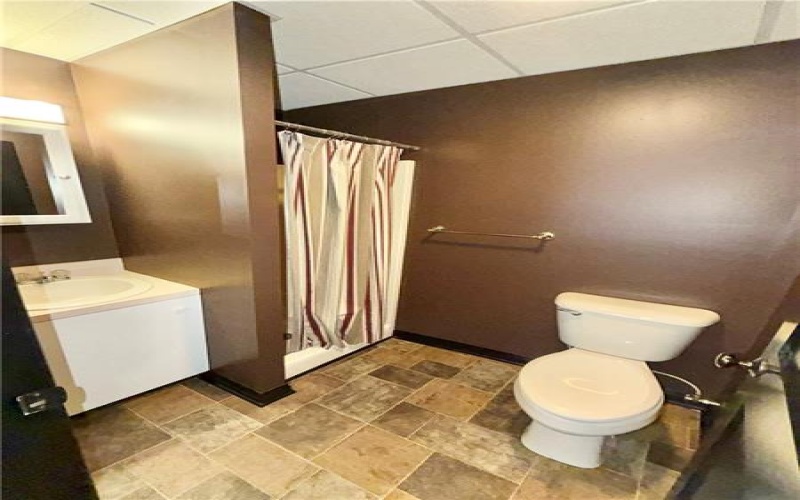 5 1/2 Gallatin Ave, Uniontown, 15401, 2 Bedroom Bedrooms, ,2 BathroomBathrooms,Lease,For Rent,Gallatin Ave,1774667