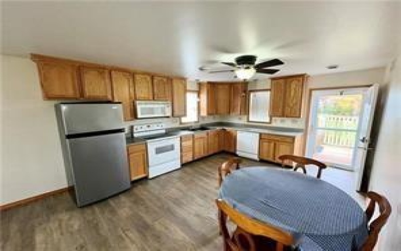 60 B Easy St, Uniontown, 15401, 2 Bedroom Bedrooms, ,1 BathroomBathrooms,Lease,For Rent,Easy St,1774668