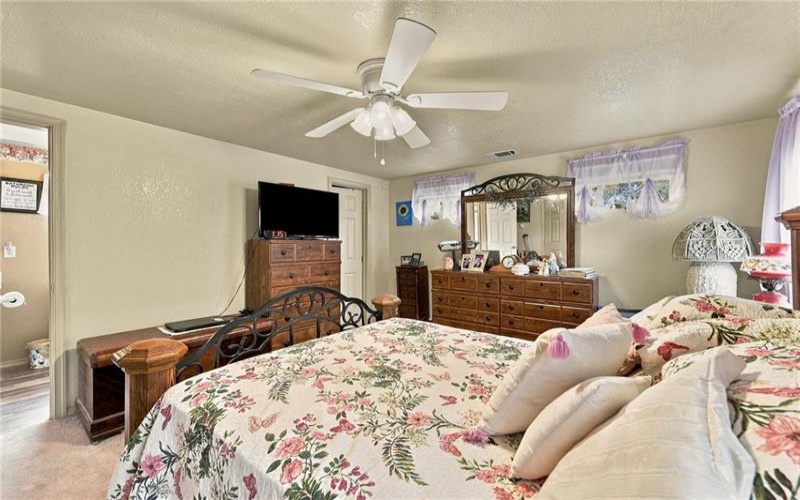 305 3rd St, Derry, 15627, 2 Bedroom Bedrooms, 7 Room Rooms,2.1 BathroomBathrooms,Residential,For Sale,3rd St,1775015