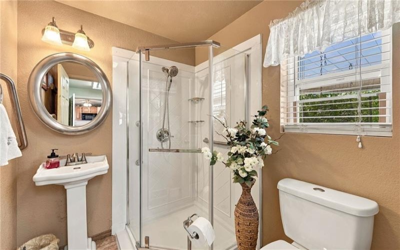 305 3rd St, Derry, 15627, 2 Bedroom Bedrooms, 7 Room Rooms,2.1 BathroomBathrooms,Residential,For Sale,3rd St,1775015