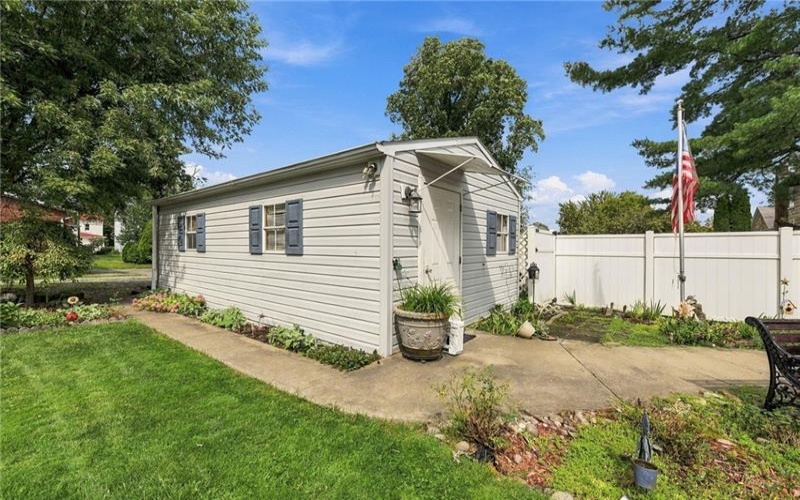 305 3rd St, Derry, 15627, 2 Bedroom Bedrooms, 7 Room Rooms,2.1 BathroomBathrooms,Residential,For Sale,3rd St,1775015