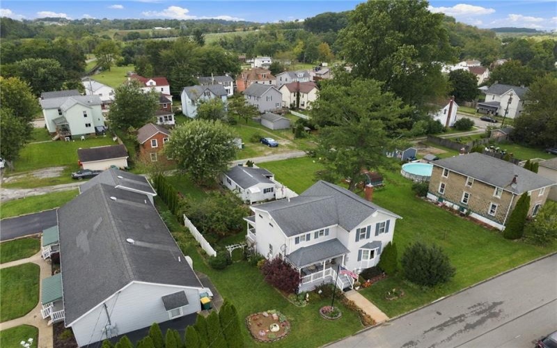 305 3rd St, Derry, 15627, 2 Bedroom Bedrooms, 7 Room Rooms,2.1 BathroomBathrooms,Residential,For Sale,3rd St,1775015