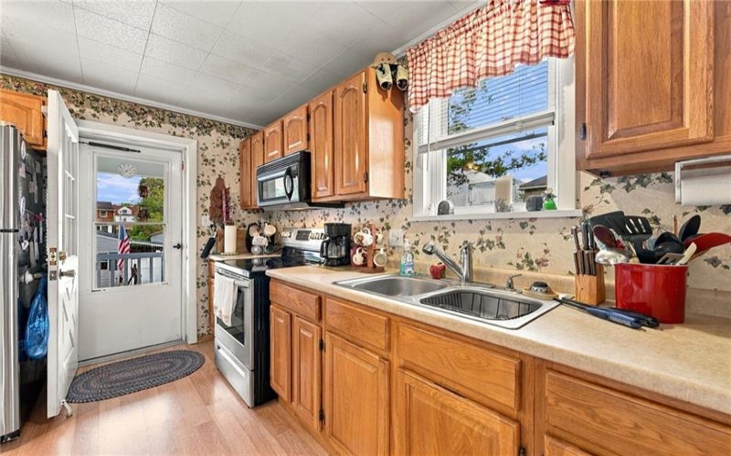 305 3rd St, Derry, 15627, 2 Bedroom Bedrooms, 7 Room Rooms,2.1 BathroomBathrooms,Residential,For Sale,3rd St,1775015
