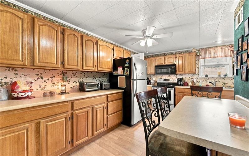 305 3rd St, Derry, 15627, 2 Bedroom Bedrooms, 7 Room Rooms,2.1 BathroomBathrooms,Residential,For Sale,3rd St,1775015