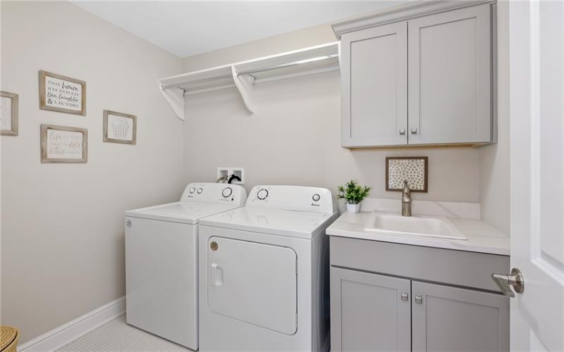100 Penelope Court, Venetia, 15367, 6 Bedroom Bedrooms, 13 Room Rooms,5.1 BathroomBathrooms,Residential,For Sale,Penelope Court,1775075
