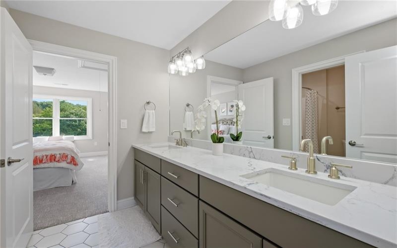 100 Penelope Court, Venetia, 15367, 6 Bedroom Bedrooms, 13 Room Rooms,5.1 BathroomBathrooms,Residential,For Sale,Penelope Court,1775075