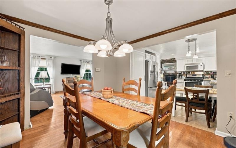117 McCoal Lane, Upper Burrell, 15068, 3 Bedroom Bedrooms, 6 Room Rooms,2.1 BathroomBathrooms,Residential,For Sale,McCoal Lane,1775125