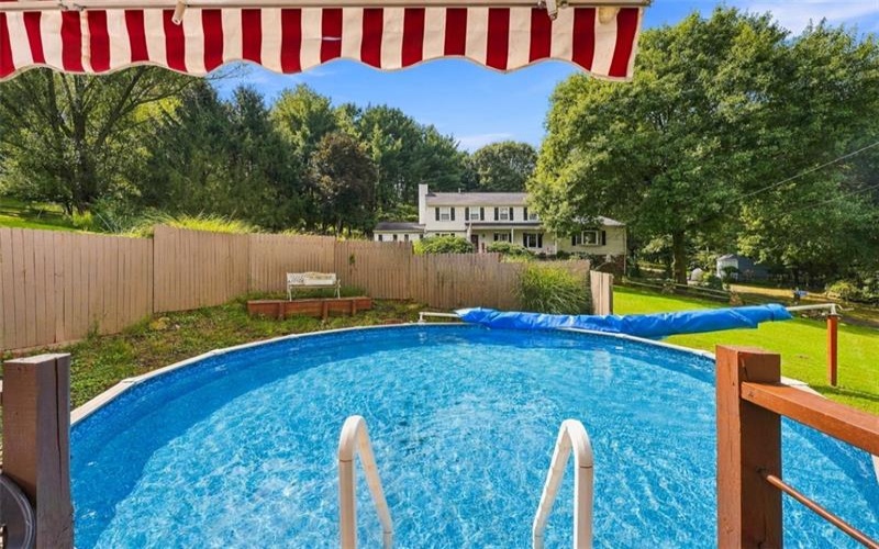 117 McCoal Lane, Upper Burrell, 15068, 3 Bedroom Bedrooms, 6 Room Rooms,2.1 BathroomBathrooms,Residential,For Sale,McCoal Lane,1775125