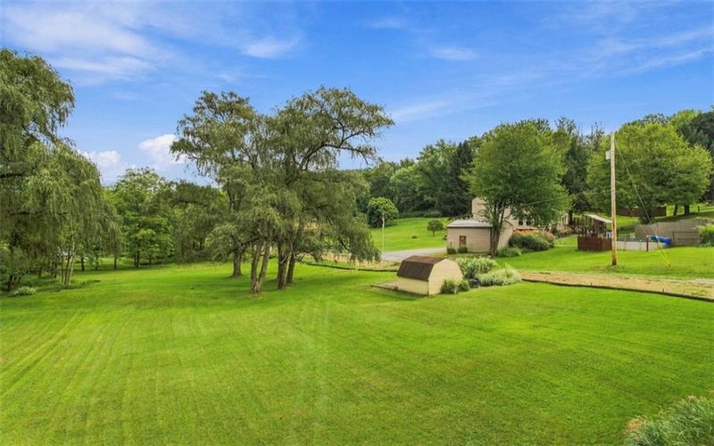 117 McCoal Lane, Upper Burrell, 15068, 3 Bedroom Bedrooms, 6 Room Rooms,2.1 BathroomBathrooms,Residential,For Sale,McCoal Lane,1775125