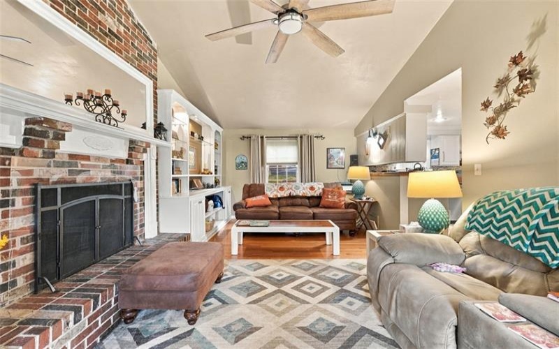 117 McCoal Lane, Upper Burrell, 15068, 3 Bedroom Bedrooms, 6 Room Rooms,2.1 BathroomBathrooms,Residential,For Sale,McCoal Lane,1775125
