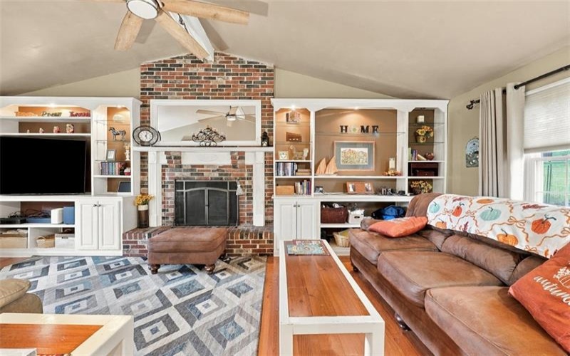 117 McCoal Lane, Upper Burrell, 15068, 3 Bedroom Bedrooms, 6 Room Rooms,2.1 BathroomBathrooms,Residential,For Sale,McCoal Lane,1775125