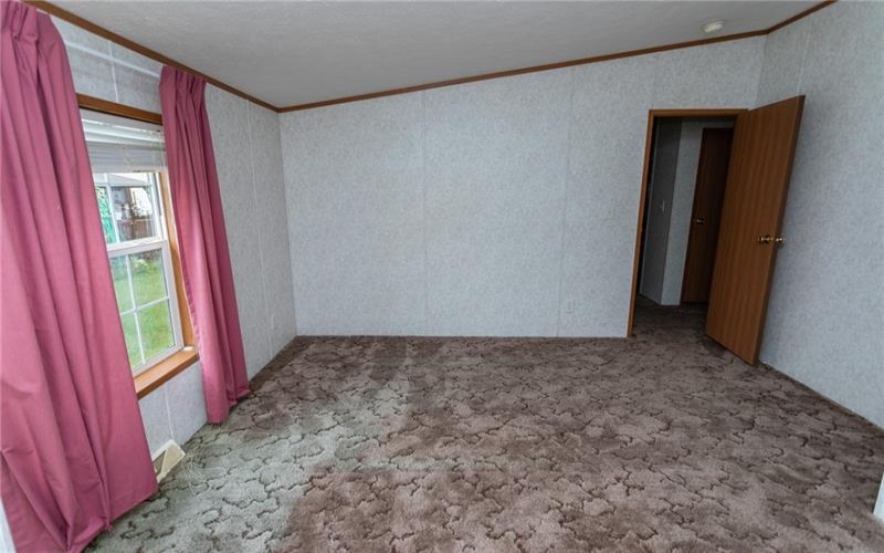 282 TEE Dr, TARRS, 15688, 3 Bedroom Bedrooms, 8 Room Rooms,2 BathroomBathrooms,Residential,For Sale,TEE Dr,1775139