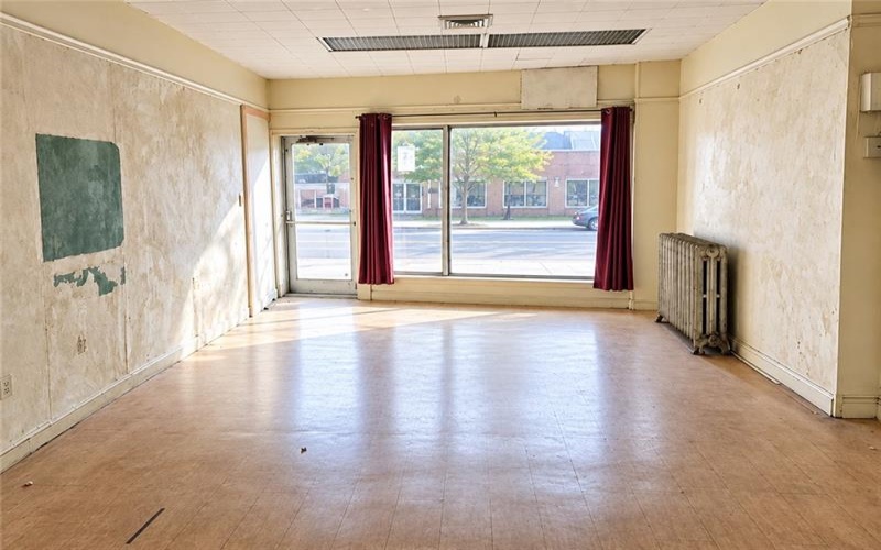 300 Longfellow, Vandergrift, 15690, ,Commercial-industrial-business,For Sale,Longfellow,1775144