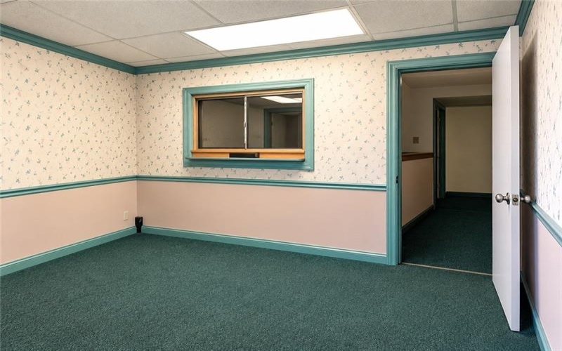300 Longfellow, Vandergrift, 15690, ,Commercial-industrial-business,For Sale,Longfellow,1775144