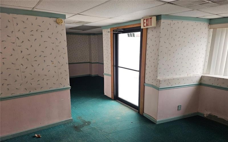 300 Longfellow, Vandergrift, 15690, ,Commercial-industrial-business,For Sale,Longfellow,1775144