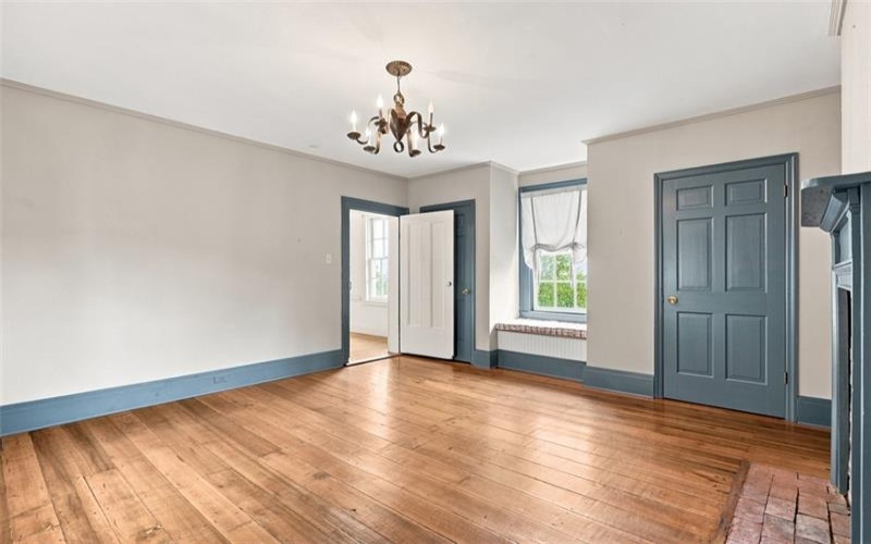50 Wolfram, Washington, 15301, 4 Bedroom Bedrooms, 10 Room Rooms,3 BathroomBathrooms,Residential,For Sale,Wolfram,1775151
