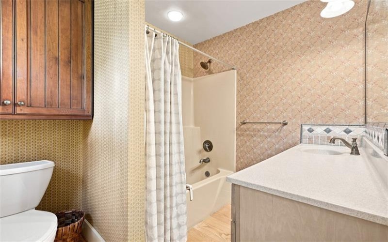 50 Wolfram, Washington, 15301, 4 Bedroom Bedrooms, 10 Room Rooms,3 BathroomBathrooms,Residential,For Sale,Wolfram,1775151