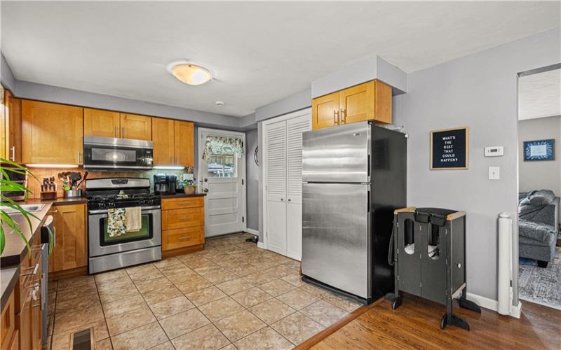 640 Shirls Ave, Washington, 15301, 3 Bedroom Bedrooms, 9 Room Rooms,2 BathroomBathrooms,Residential,For Sale,Shirls Ave,1775173