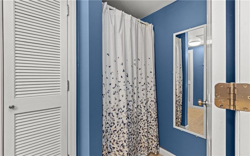 640 Shirls Ave, Washington, 15301, 3 Bedroom Bedrooms, 9 Room Rooms,2 BathroomBathrooms,Residential,For Sale,Shirls Ave,1775173