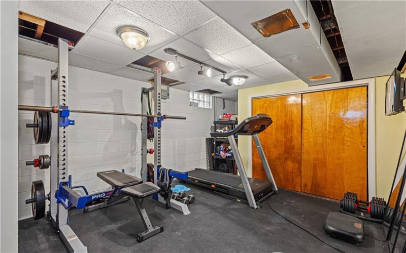 640 Shirls Ave, Washington, 15301, 3 Bedroom Bedrooms, 9 Room Rooms,2 BathroomBathrooms,Residential,For Sale,Shirls Ave,1775173