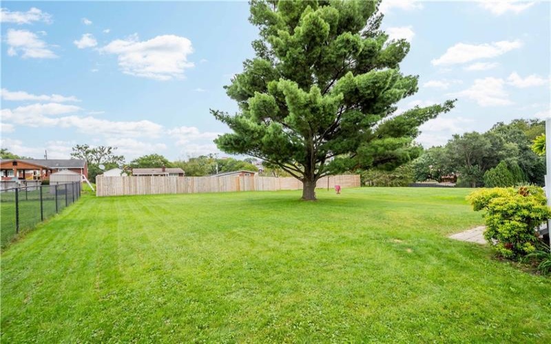 640 Shirls Ave, Washington, 15301, 3 Bedroom Bedrooms, 9 Room Rooms,2 BathroomBathrooms,Residential,For Sale,Shirls Ave,1775173