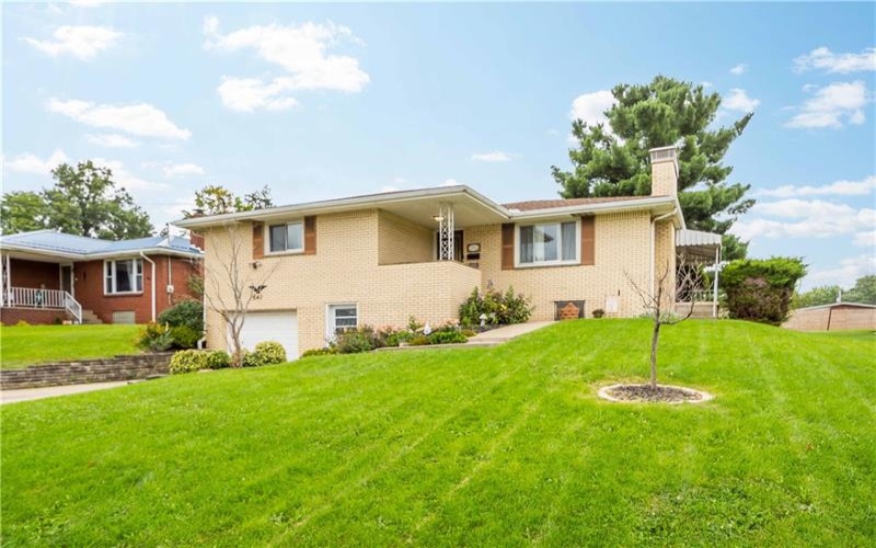 640 Shirls Ave, Washington, 15301, 3 Bedroom Bedrooms, 9 Room Rooms,2 BathroomBathrooms,Residential,For Sale,Shirls Ave,1775173