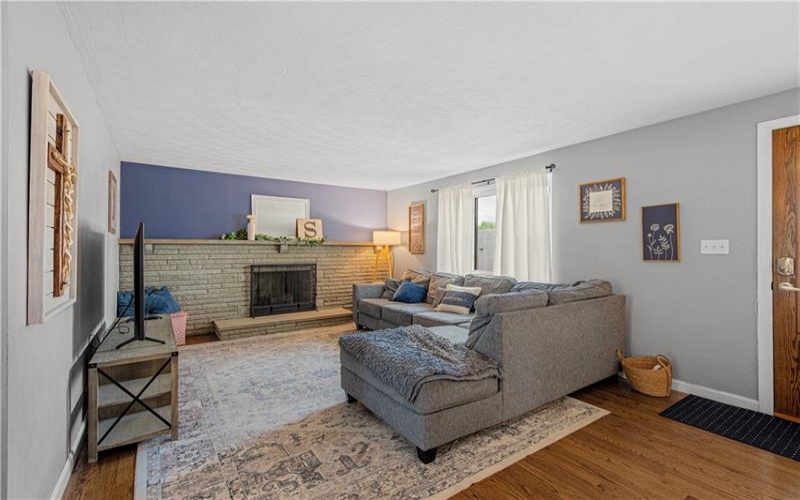 640 Shirls Ave, Washington, 15301, 3 Bedroom Bedrooms, 9 Room Rooms,2 BathroomBathrooms,Residential,For Sale,Shirls Ave,1775173