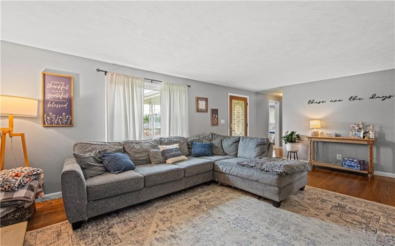 640 Shirls Ave, Washington, 15301, 3 Bedroom Bedrooms, 9 Room Rooms,2 BathroomBathrooms,Residential,For Sale,Shirls Ave,1775173