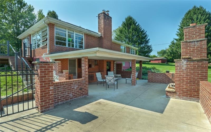 3995 Utah Ct, Export, 15632, 3 Bedroom Bedrooms, 10 Room Rooms,1 BathroomBathrooms,Residential,For Sale,Utah Ct,1775192