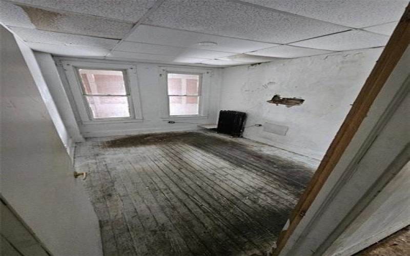 300 Longfellow, Vandergrift, 15690, ,Multi-unit,For Sale,Longfellow,1775196