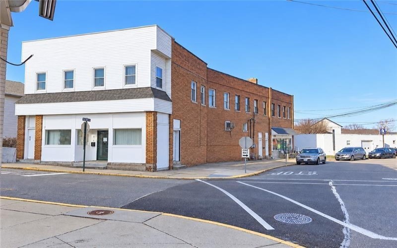 300 Longfellow, Vandergrift, 15690, ,Multi-unit,For Sale,Longfellow,1775196