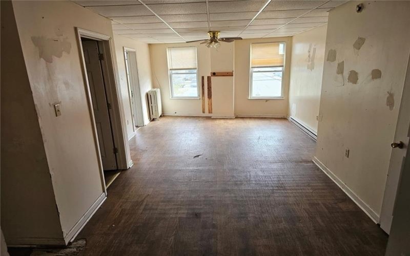 300 Longfellow, Vandergrift, 15690, ,Multi-unit,For Sale,Longfellow,1775196