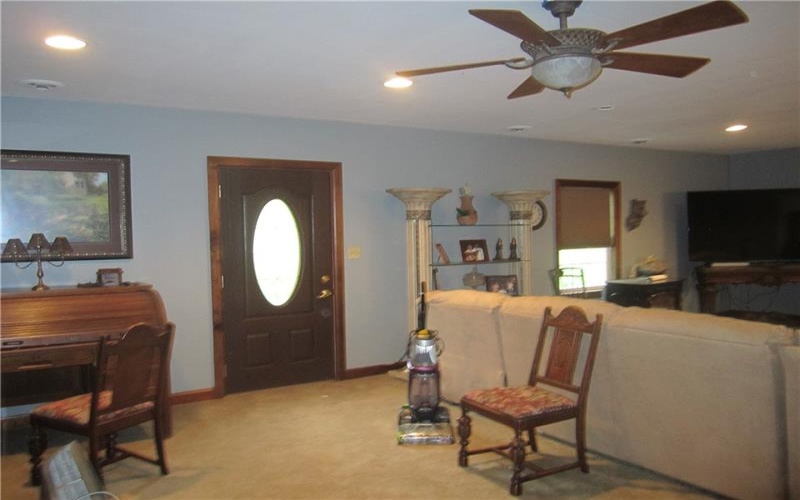 586 WHITE BARN ROAD, 15370, 15370, 2 Bedroom Bedrooms, 6 Room Rooms,1 BathroomBathrooms,Residential,For Sale,WHITE BARN ROAD,1775201