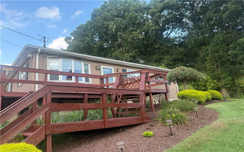 146 Easy St, Leechburg, 15656, 3 Bedroom Bedrooms, 5 Room Rooms,2 BathroomBathrooms,Residential,For Sale,Easy St,1775232