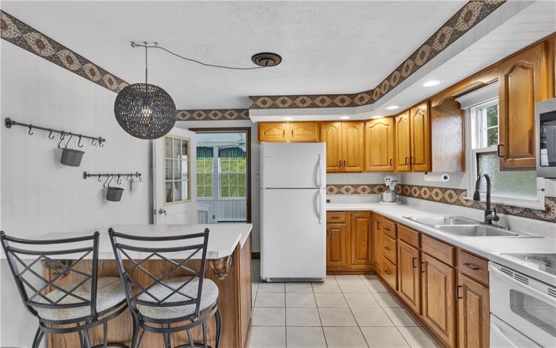338 Brush Creek Road, 15642, 15642, 3 Bedroom Bedrooms, 9 Room Rooms,1.1 BathroomBathrooms,Residential,For Sale,Brush Creek Road,1775253