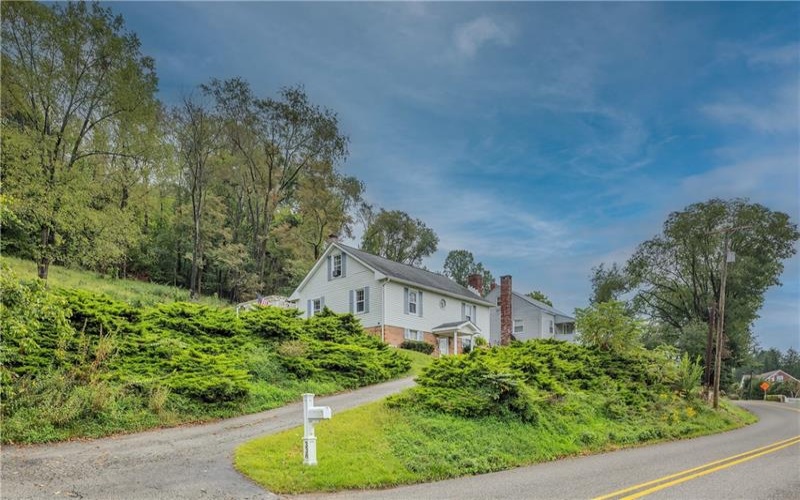338 Brush Creek Road, 15642, 15642, 3 Bedroom Bedrooms, 9 Room Rooms,1.1 BathroomBathrooms,Residential,For Sale,Brush Creek Road,1775253