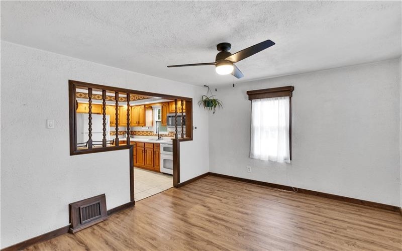 338 Brush Creek Road, 15642, 15642, 3 Bedroom Bedrooms, 9 Room Rooms,1.1 BathroomBathrooms,Residential,For Sale,Brush Creek Road,1775253