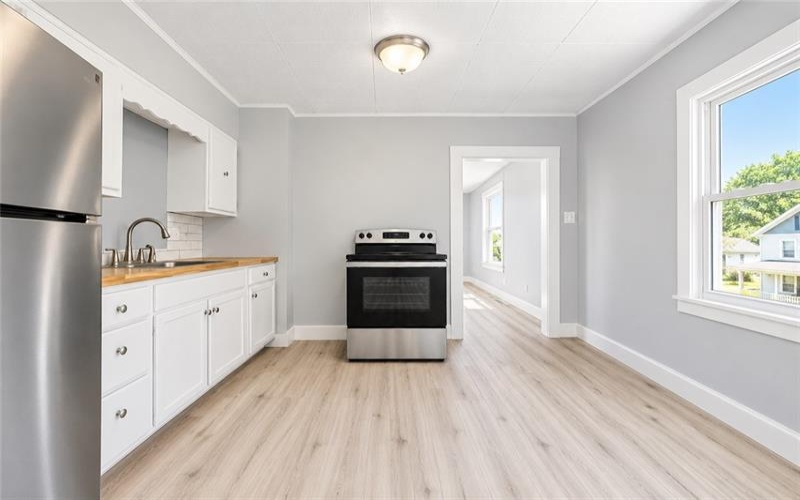 1249 Leishman Ave, New Kensington, 15068, 3 Bedroom Bedrooms, ,1 BathroomBathrooms,Residential,For Sale,Leishman Ave,1775259