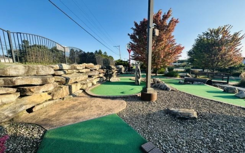 1554 Center Ave, Somerset, 15501, ,Commercial-industrial-business,For Sale,Center Ave,1775268