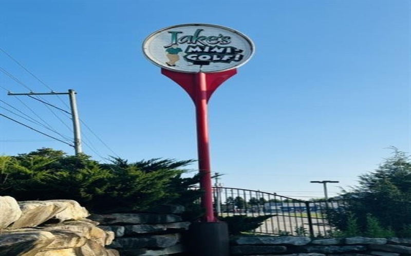 1554 Center Ave, Somerset, 15501, ,Commercial-industrial-business,For Sale,Center Ave,1775268