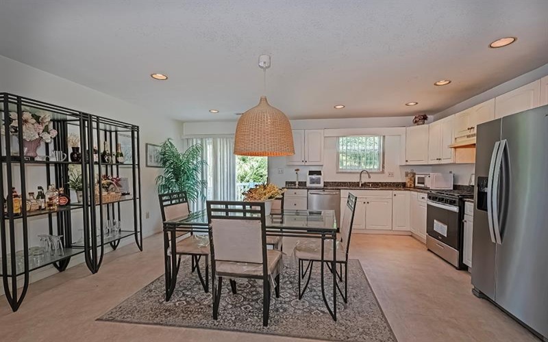22 Elena AVENUE, Lower Burrell, 15068, 2 Bedroom Bedrooms, 5 Room Rooms,2 BathroomBathrooms,Residential,For Sale,Elena,1775273