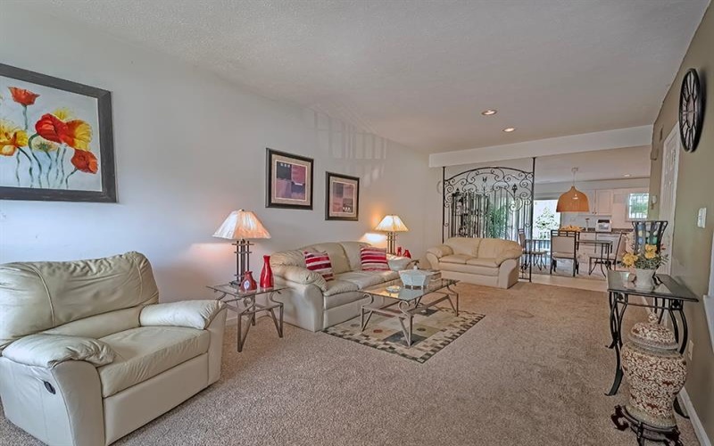 22 Elena AVENUE, Lower Burrell, 15068, 2 Bedroom Bedrooms, 5 Room Rooms,2 BathroomBathrooms,Residential,For Sale,Elena,1775273