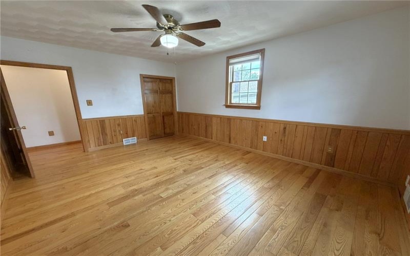 307 Church Street, Ligonier, 15658, 4 Bedroom Bedrooms, 10 Room Rooms,2 BathroomBathrooms,Residential,For Sale,Church Street,1775281
