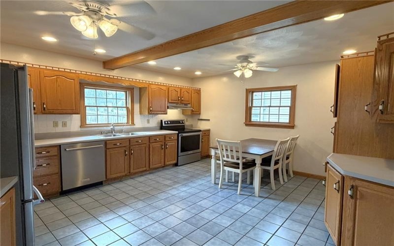 307 Church Street, Ligonier, 15658, 4 Bedroom Bedrooms, 10 Room Rooms,2 BathroomBathrooms,Residential,For Sale,Church Street,1775281