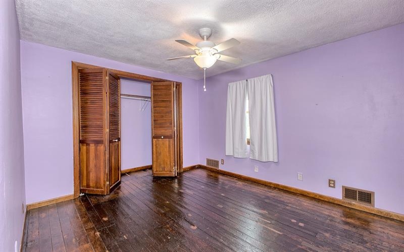 912 Sherman AVENUE, Irwin, 15642, 2 Bedroom Bedrooms, 5 Room Rooms,1.1 BathroomBathrooms,Residential,For Sale,Sherman,1775307