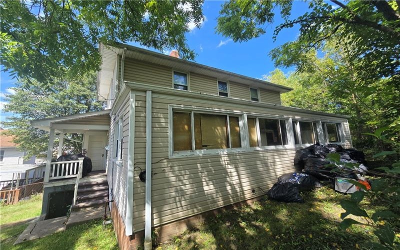 223 1/2 Orchard Street, Canonsburg, 15317, 4 Bedroom Bedrooms, 7 Room Rooms,2 BathroomBathrooms,Residential,For Sale,Orchard Street,1775309