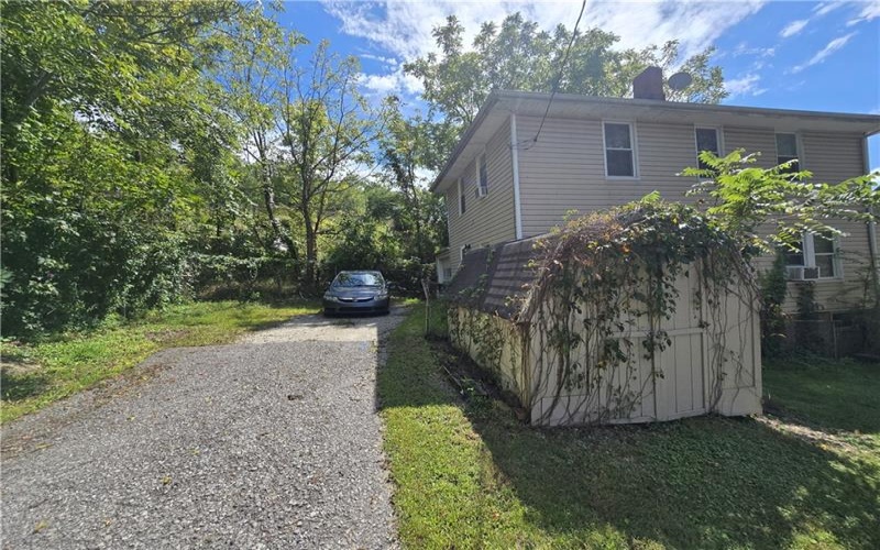 223 1/2 Orchard Street, Canonsburg, 15317, 4 Bedroom Bedrooms, 7 Room Rooms,2 BathroomBathrooms,Residential,For Sale,Orchard Street,1775309