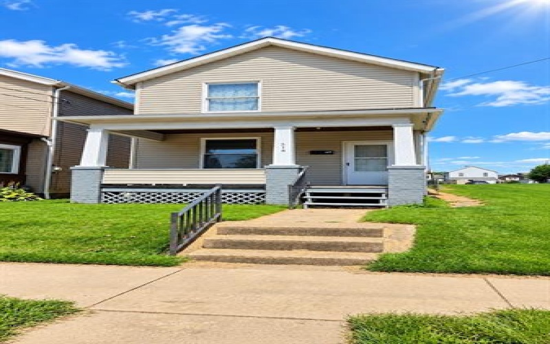 514 Longfellow Street, Vandergrift, 15690, 3 Bedroom Bedrooms, 7 Room Rooms,1.1 BathroomBathrooms,Residential,For Sale,Longfellow Street,1775313